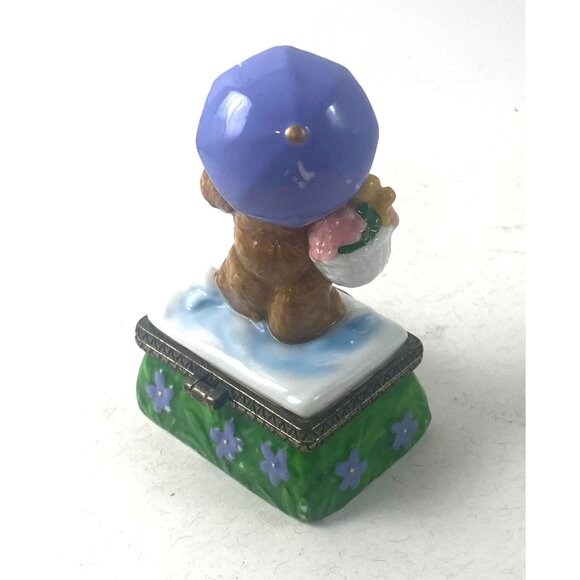 Vintage Porcelain Bear Trinket Box with Flowers & April Inscription - Picture 3 of 6